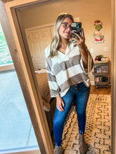 Load image into Gallery viewer, Striped Loose Fit Top