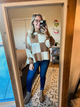 Load image into Gallery viewer, Checkered Sweater